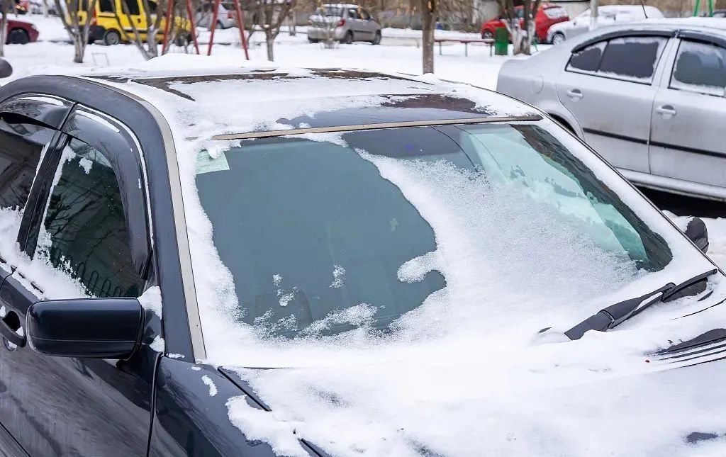 «Холодний старт» автомобіля, як мінімізувати знос двигуна?